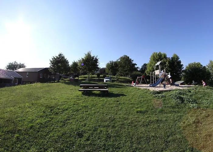 Domaine Vallee Du Tarn Sn 3* Saint-Cirgue